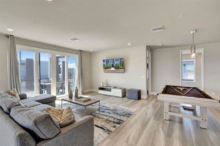 Image No.17-5 Bed Apartment for sale