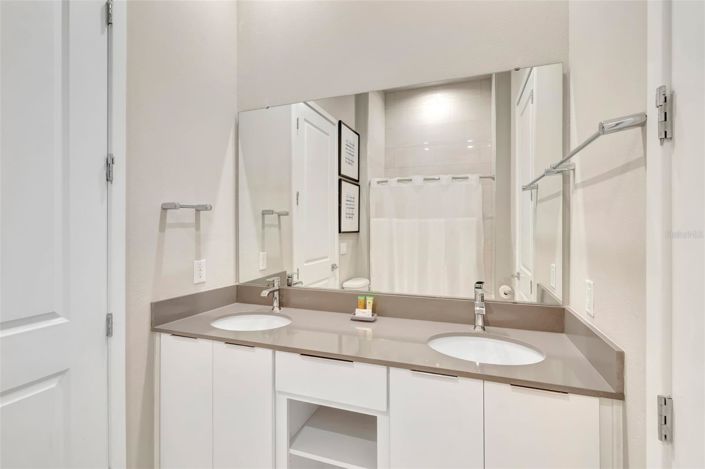 Image No.31-5 Bed Apartment for sale