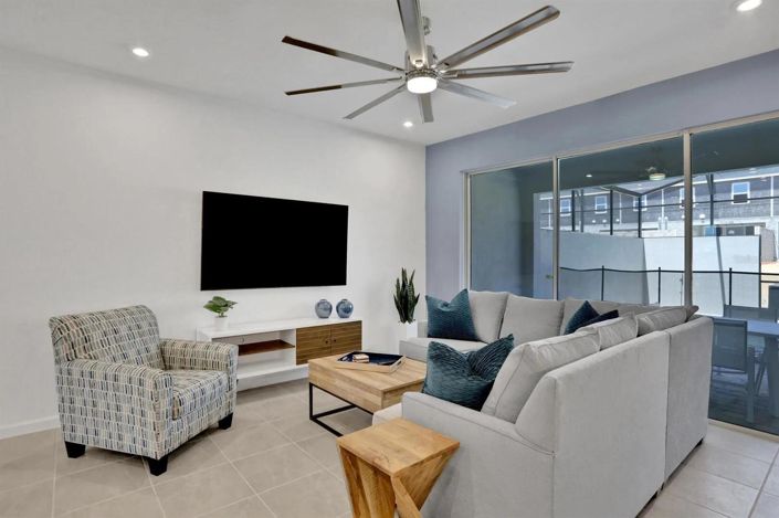 Image No.19-5 Bed Townhouse for sale