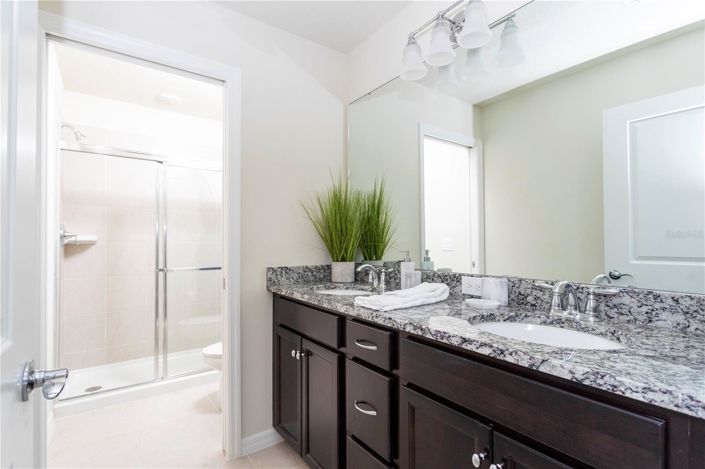 Image No.23-6 Bed House for sale