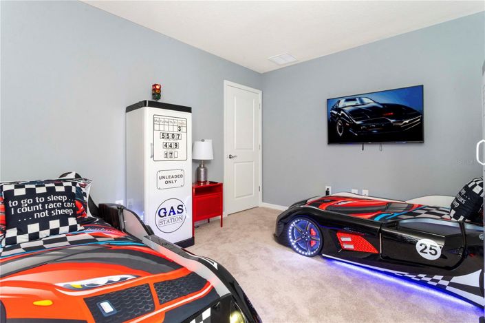 Image No.29-6 Bed House for sale