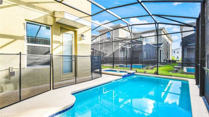 Image No.30-5 Bed House for sale