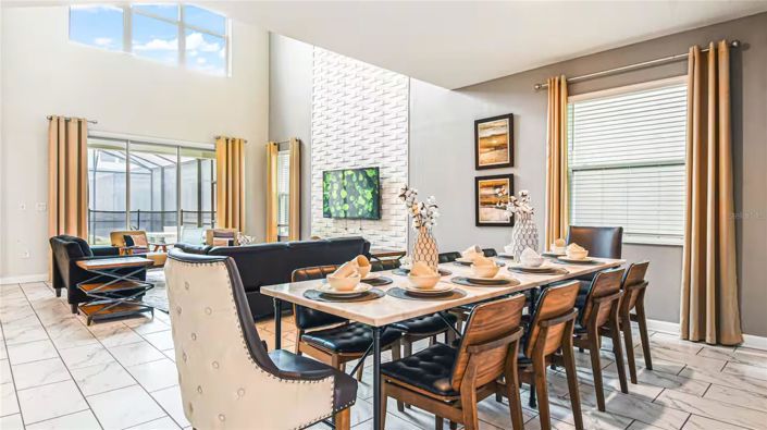 Image No.6-5 Bed House for sale