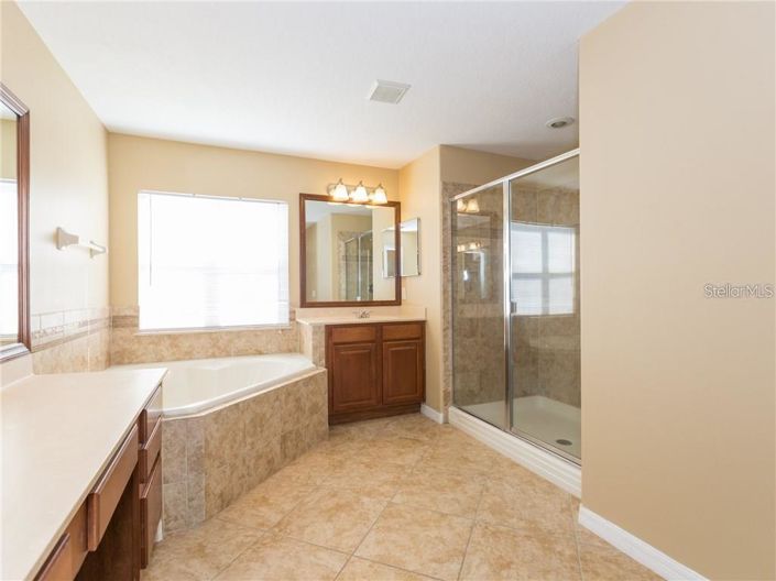 Image No.16-5 Bed House for sale