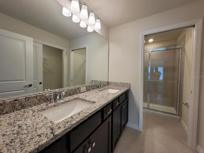 Image No.10-Maison de ville de 5 chambres à vendre à Clermont