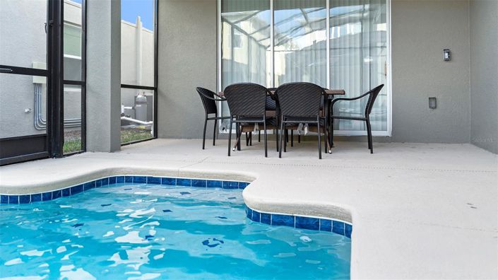 Image No.28-5 Bed House for sale