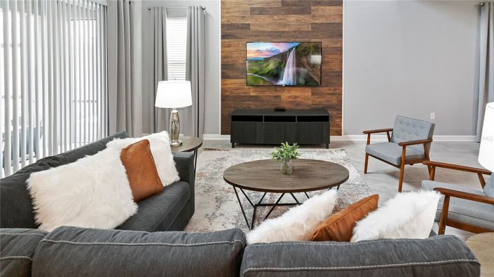 Image No.5-5 Bed House for sale