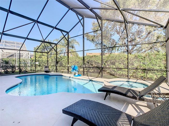 Image No.67-6 Bed House for sale