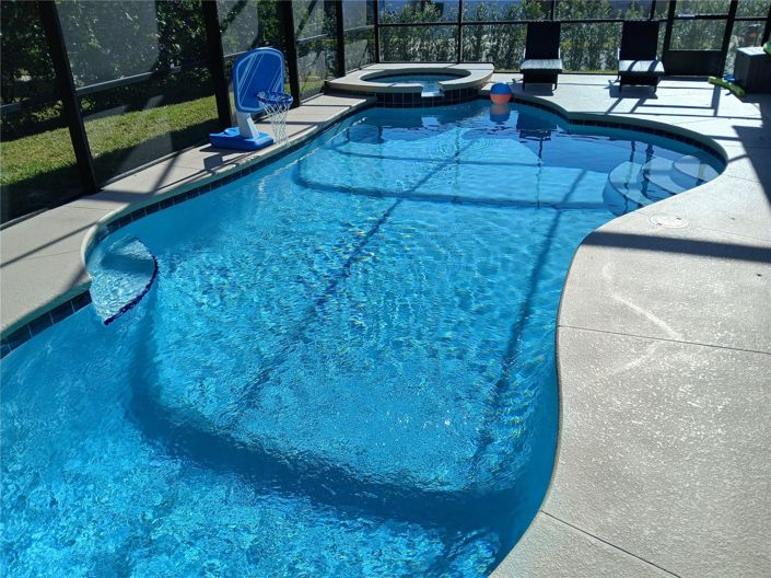 Image No.69-6 Bed House for sale