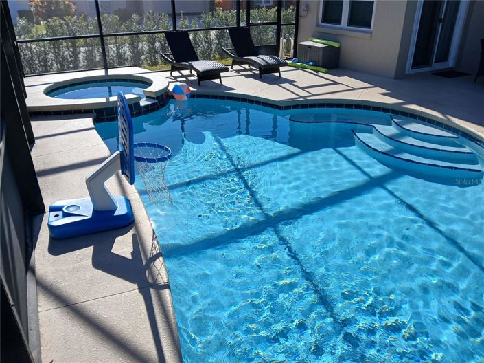 Image No.71-6 Bed House for sale