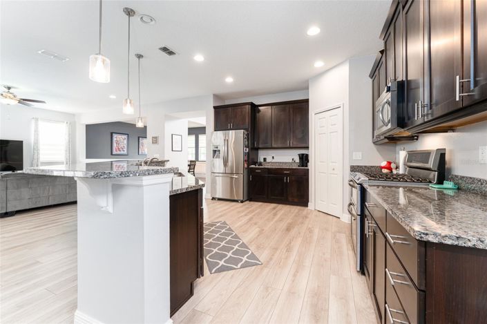 Image No.13-3 Bed House for sale