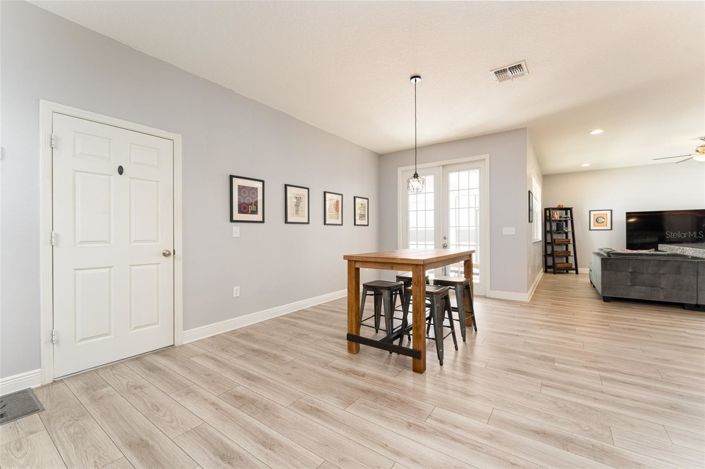 Image No.18-3 Bed House for sale