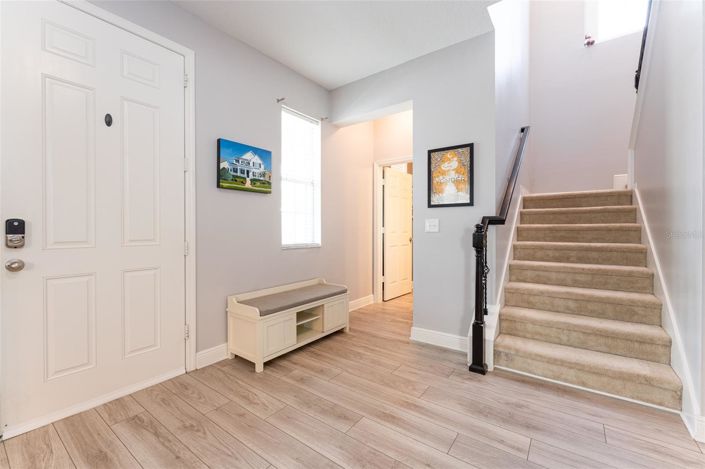 Image No.8-3 Bed House for sale