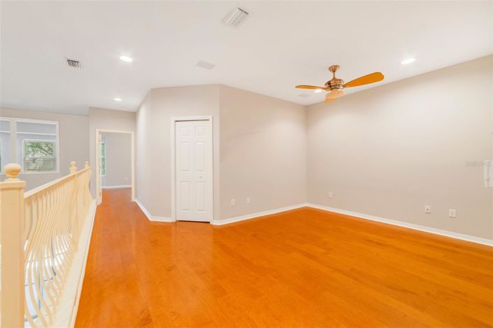 Image No.9-4 Bed Townhouse for sale