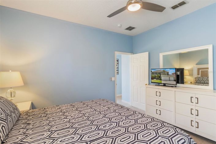 Image No.19-7 Bed House for sale