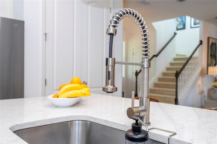 Image No.20-4 Bed House for sale