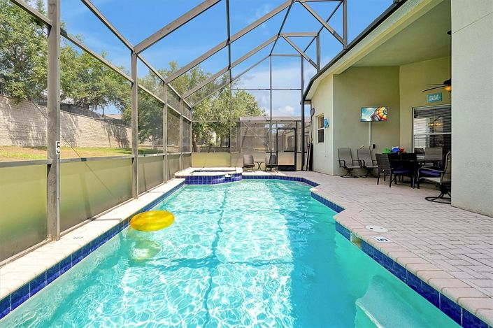 Image No.21-6 Bed House for sale