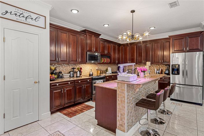 Image No.47-5 Bed House for sale