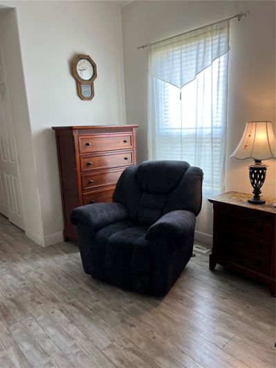 Image No.28-5 Bed House for sale