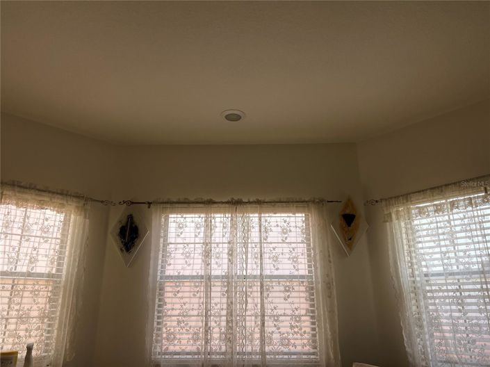 Image No.35-5 Bed House for sale