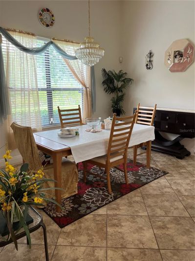 Image No.9-5 Bed House for sale