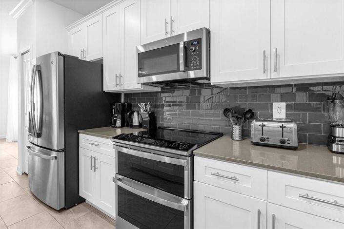 Image No.13-5 Bed Townhouse for sale