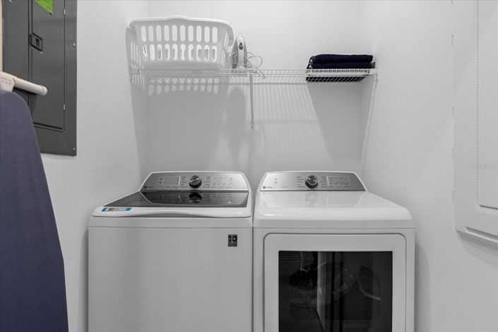 Image No.31-5 Bed Townhouse for sale