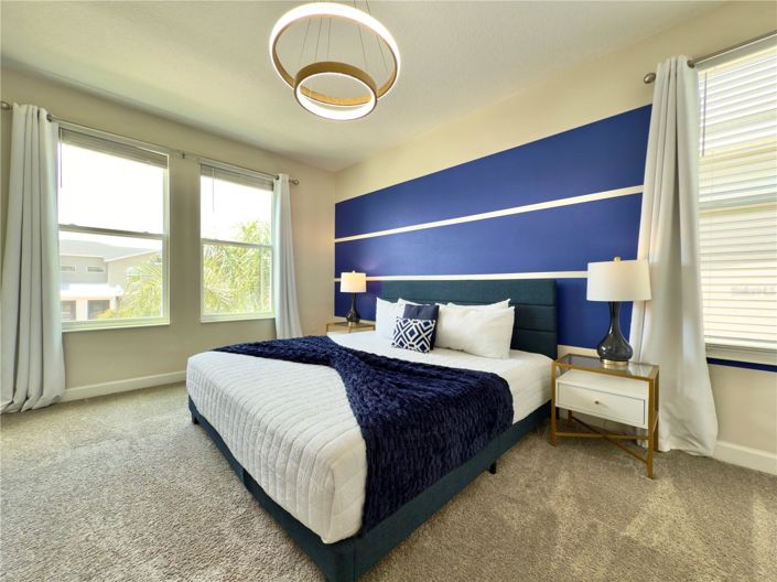 Image No.40-6 Bed House for sale