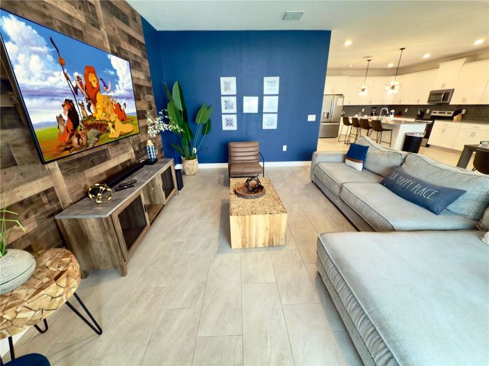 Image No.5-6 Bed House for sale