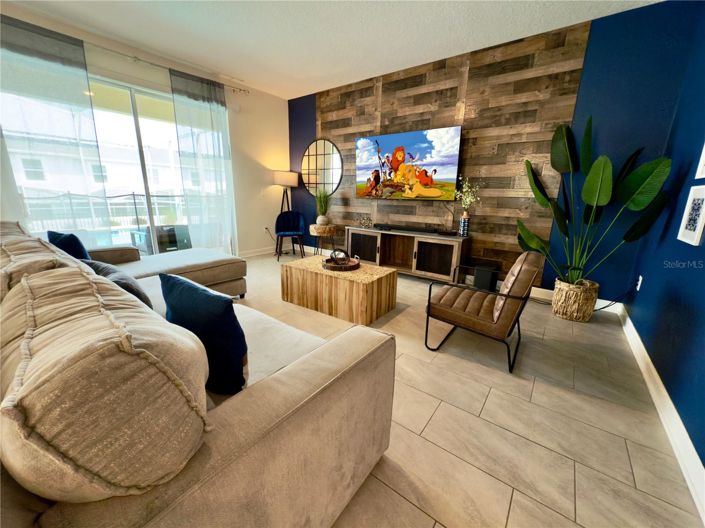 Image No.6-6 Bed House for sale