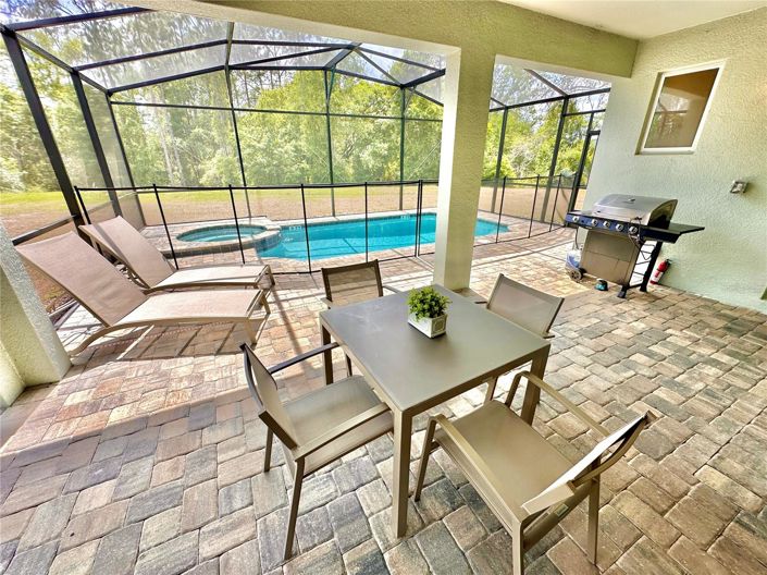 Image No.24-5 Bed House for sale