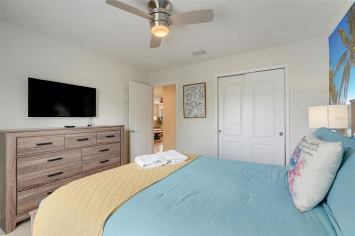 Image No.28-6 Bed House for sale