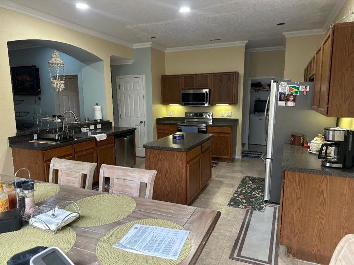 Image No.12-4 Bed House for sale