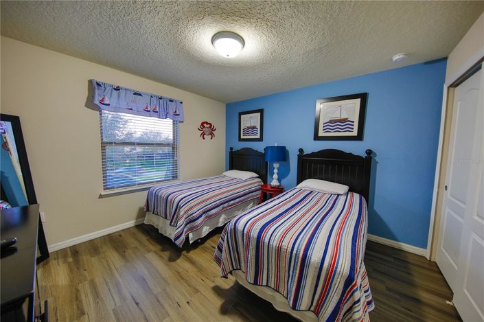 Image No.30-9 Bed House for sale