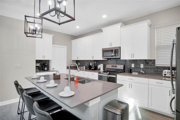 Image No.12-5 Bed House for sale