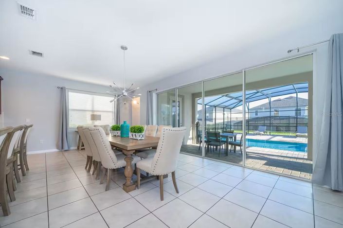 Image No.5-5 Bed House for sale