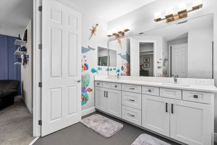 Image No.26-4 Bed House for sale