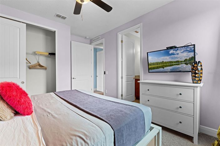 Image No.32-8 Bed House for sale