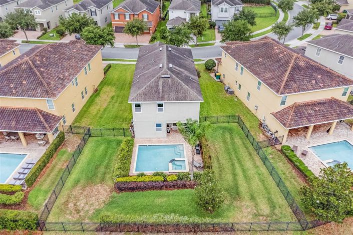 Image No.38-8 Bed House for sale