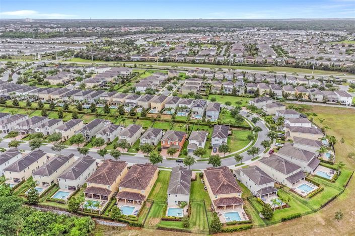 Image No.40-8 Bed House for sale