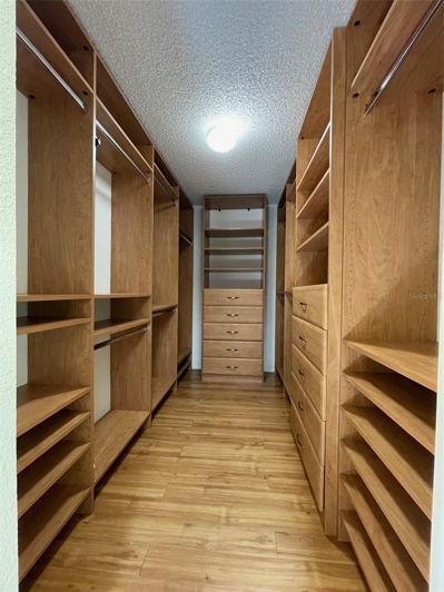 Image No.16-4 Bed House for sale