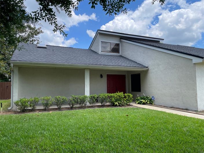 Image No.2-4 Bed House for sale