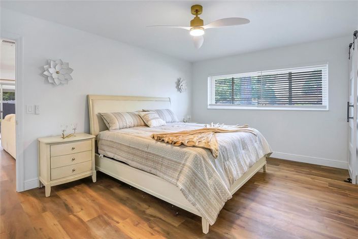 Image No.18-4 Bed House for sale