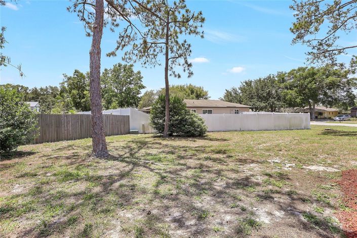 Image No.30-4 Bed House for sale