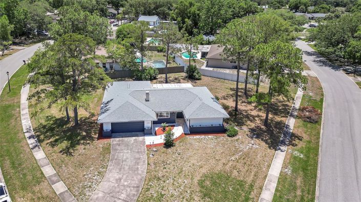 Image No.34-4 Bed House for sale