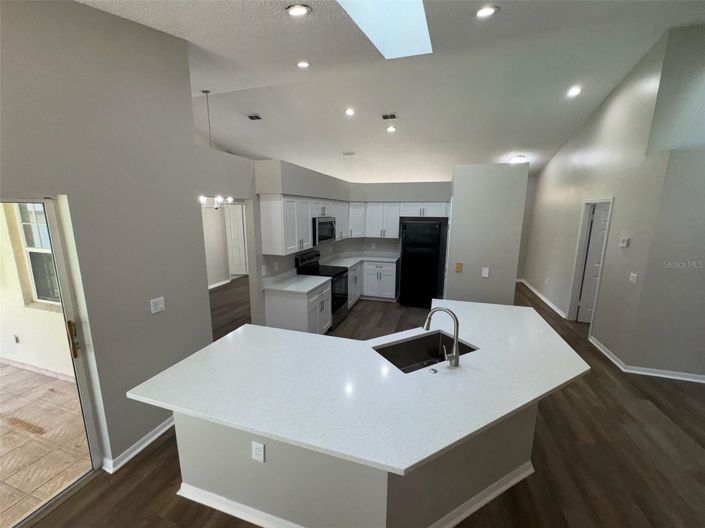 Image No.11-4 Bed House for sale