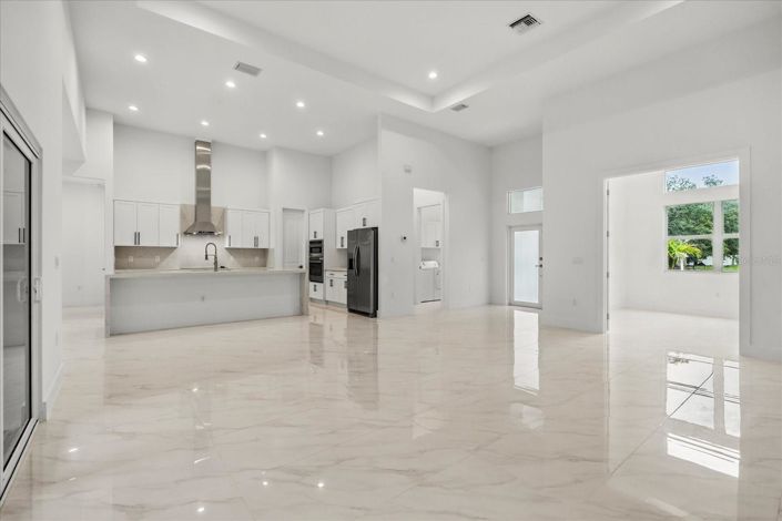 Image No.16-3 Bed House for sale