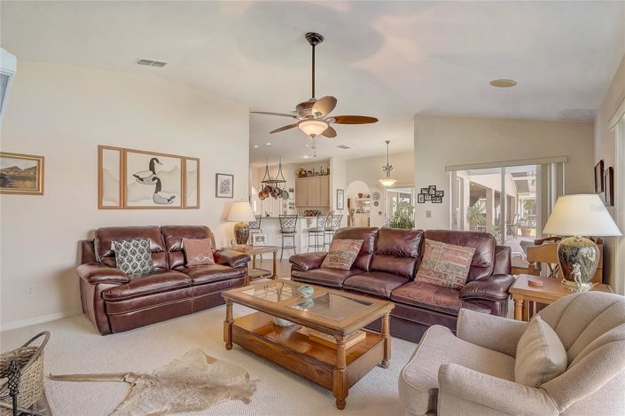 Image No.12-3 Bed House for sale