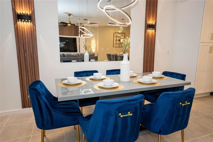 Image No.16-5 Bed Townhouse for sale