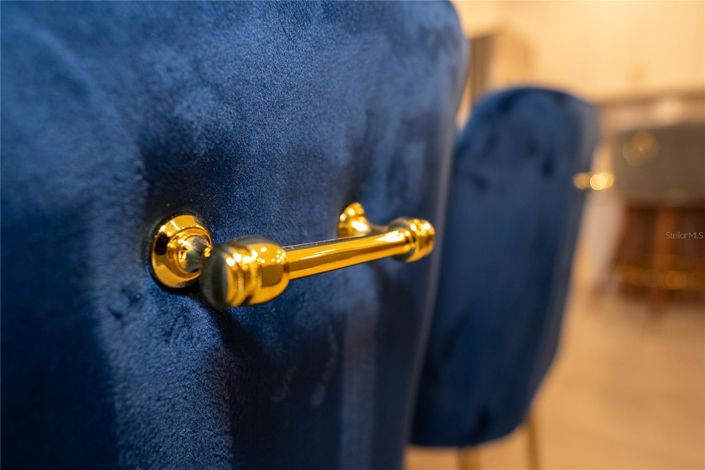 Image No.19-5 Bed Townhouse for sale